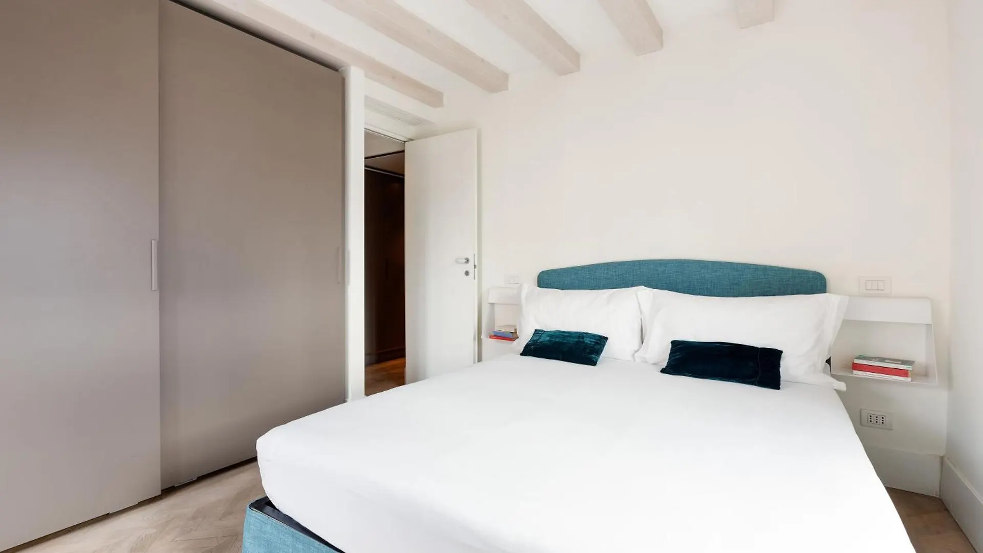 Brera Apartments In Moscova Milán Italia