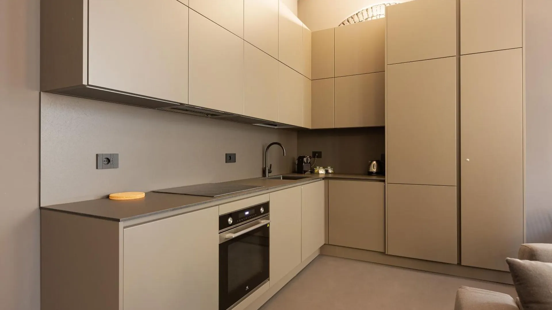 Brera Apartments In Moscova Milán 0*,  Italia
